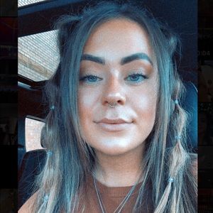 Meet your Posher, Brooke
